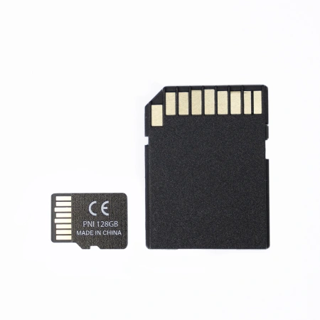 Pachet Camera supraveghere video wireless PNI IP440 WiFi, PTZ, 4MP si card de memorie MicroSD PNI 12