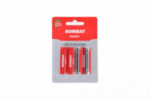 Bateriile alcaline Rombat se comercializează la cutie colectiva de 12 blistere a câte 4 bucăți. ➢ Tensiune nominală: 1,5V ➢ Temperatură de operare: -30~50ºC ➢ Capacitate nominală: 2220 mAh (43Ω 4h/zi 0,9 V) ➢ Durata de viață la raft (depozitare fără utili