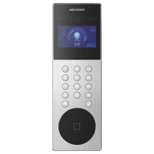 Post exterior videointerfon IP Hikvision DS-KD9203-ME6, recunoastere faciala, pin, card, 10000 de utilizatori, ecran LCD 800 × 480px, IP65, instalare aparenta, alimentare: 12 VDC, 1.5 A, dimensiuni: 373 mm × 124 mm × 43.7 mm, greutate: 0.405kg, temperatur