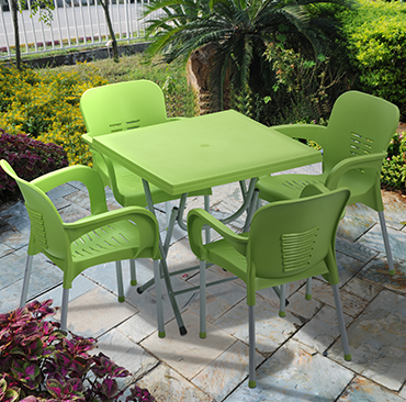 Scaune Plastic Ratan