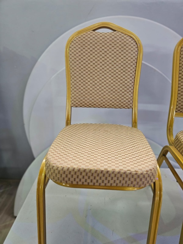 SCAUN horeca crem auriu hotel restaurant