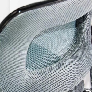 Scaun vizitatori gri din mesh cu cadru metalic de tip sanie HRC 613F