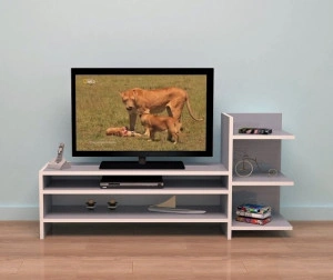 Comodă TV Modernă, 129 cm, Mesteacăn – Design Scandinav cu Compartimentare Inteligentămodel 6030