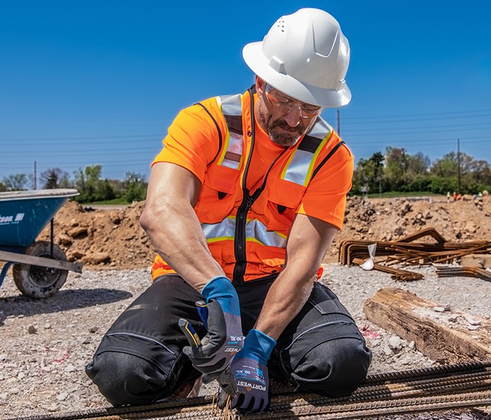 Când se poartă vesta reflectorizantă? Siguranță, Legislație și Recomandări