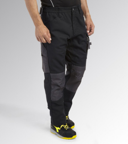 Oferta Pantaloni rezistenti Diadora Top performance cu buzunare multiple