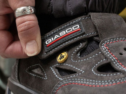 Lichidare, ultima bucata: Pantofi comozi de lucru protectie S1P de vara Giasco - Img 3