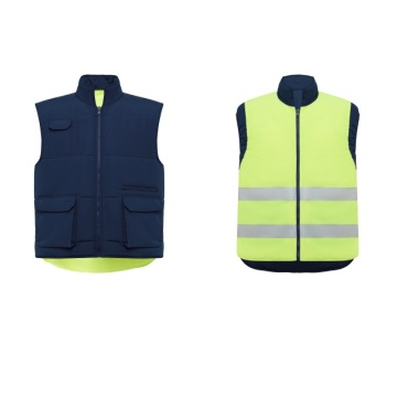 Vesta reflectorizanta reversibila cu multiple buzunare
