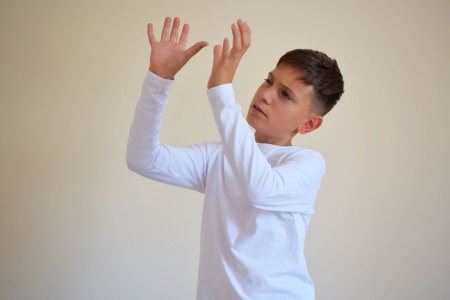 bluza alba scoala baieti