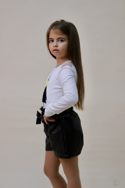 pantaloni-scurti-piele