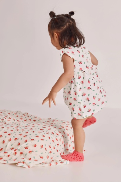 rochie-fetite-buburuze