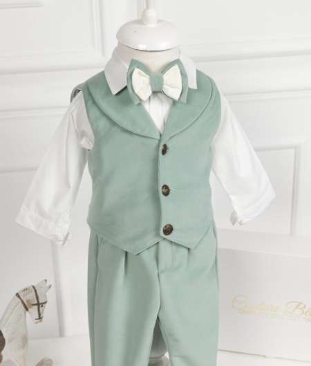 costum-botez-verde-menta-catifea