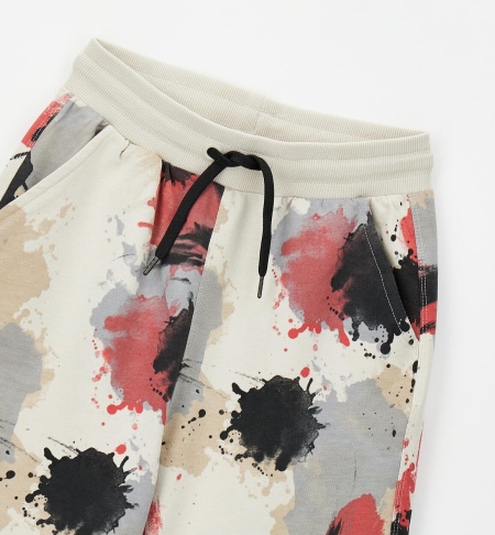 pantaloni-scurti-streetwear
