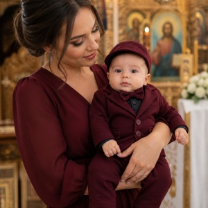 costum-botez-bebe-cu-camasa-neagra
