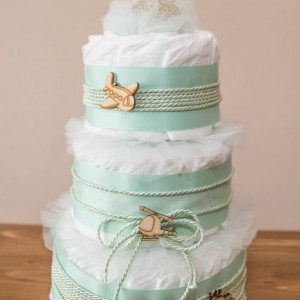 Tort scutece mediu Green cu accesorii din lemn