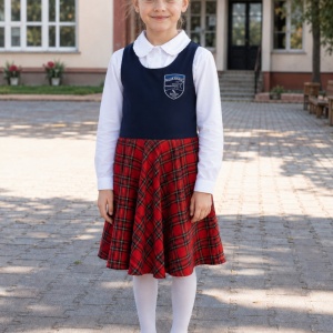 uniforma-fete-iuliu-maniu