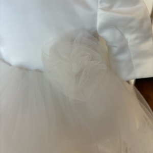 rochie-botez-ivoire-cu-flori