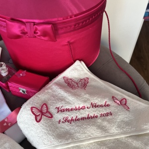 Trusou complet pentru biserica personalizata Vanessa - Img 3