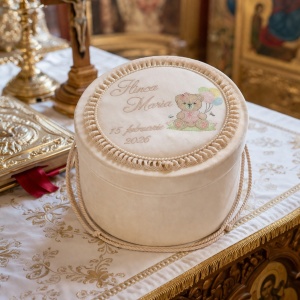 trusou-fetite-crem