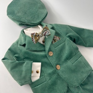Costum botez catifea verde detaliu