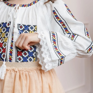 ie-traditionala-alba-pentru-fetite-maria-2