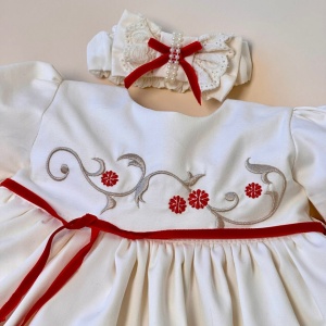 rochie-de-botez-cu-brodarie