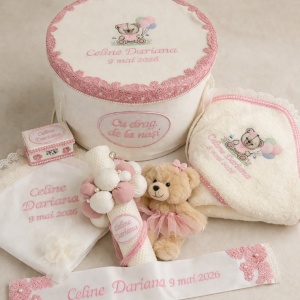 trusou-fete-cu-urs