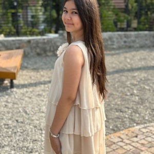 rochie-eleganta-bej