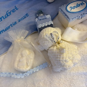 trusou-de-botez-albastru