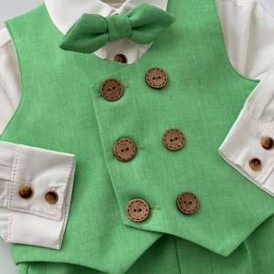 costum-botez-verde-iarba