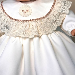 rochie-de-botez-cu-dantela-crem
