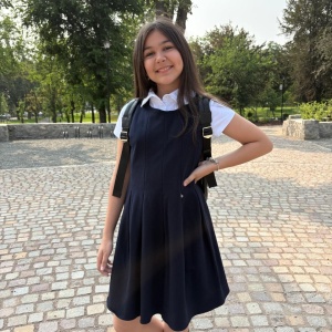 sarafan-bleumarin-uniforma