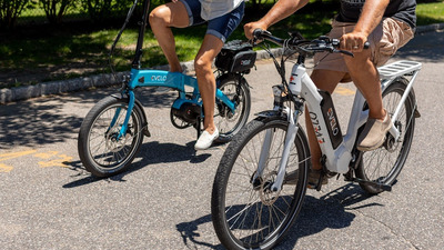 Ce conține un kit motor bicicletă 80cc? Iată ce viteză poți prinde după montarea lui