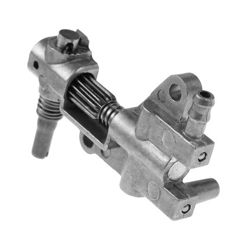 Chainsaw oil pump