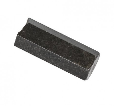 Hexagonal piece for rivetting chainsaw machine (universal)