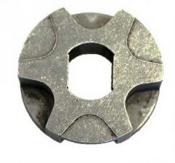 Elektromos láncfűrész indító lánckerék (tengely 8mm - 10mm) (No 8)