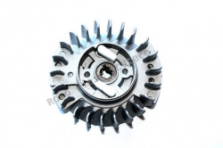 Flywheel for chinese chainsaw 4500 - 5200 (plastic pawls) - Img 2