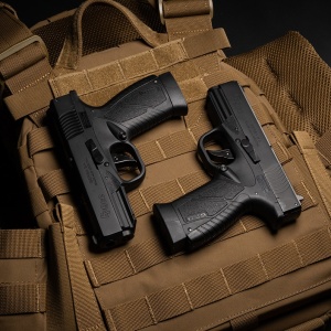 Pistol airsoft ASG Bersa BP9CC, CO2, metal side | 1.5 J. | Cod: 17308 - Img 5