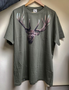 Tricou verde cu imprimeu color - Mistret . Caprior . Cerb