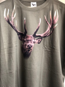 Tricou verde cu imprimeu color - Mistret . Caprior . Cerb