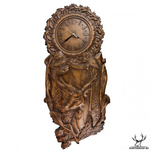 Ceas sculptat din lemn cu motive vanatoresti mare, vertical cu cerb