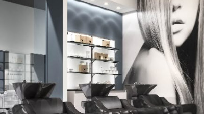 💇♀️ Unitate de spălare coafor – cum alegi modelul ideal pentru confort și experiență premium