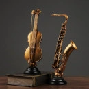 Decoratiune saxofon ,auriu antichizat,H37cm