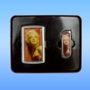 Set cadou fumători Marilyn Monroe - Tabacheră & brichetă metalică