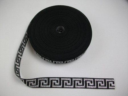Banda tesuta Model grecesc 25mm - argintiu pe negru