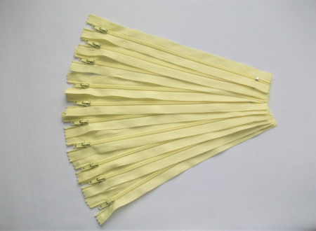 Fermoare fusta #3 - 20 cm galben deschis cod110