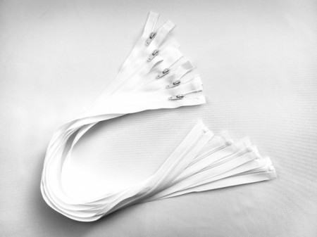 Fermoare albe pentru corset detasabile #3 nylon 50cm