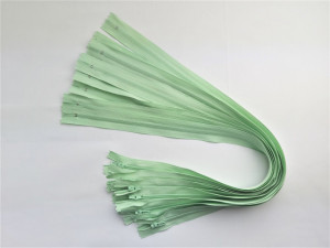 Fermoare lenjerie #3 - 50 cm vernil cod246