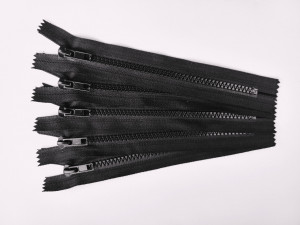 Fermoare injectate de buzunare #5 - 18 cm negru