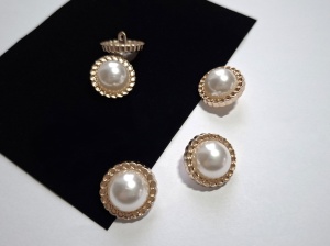 Nasturi metalicI aurii si imitatie perla, cod2529 D