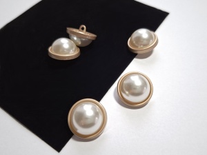 Nasturi metalicI auriu mat si imitatie perla, cod2529 G